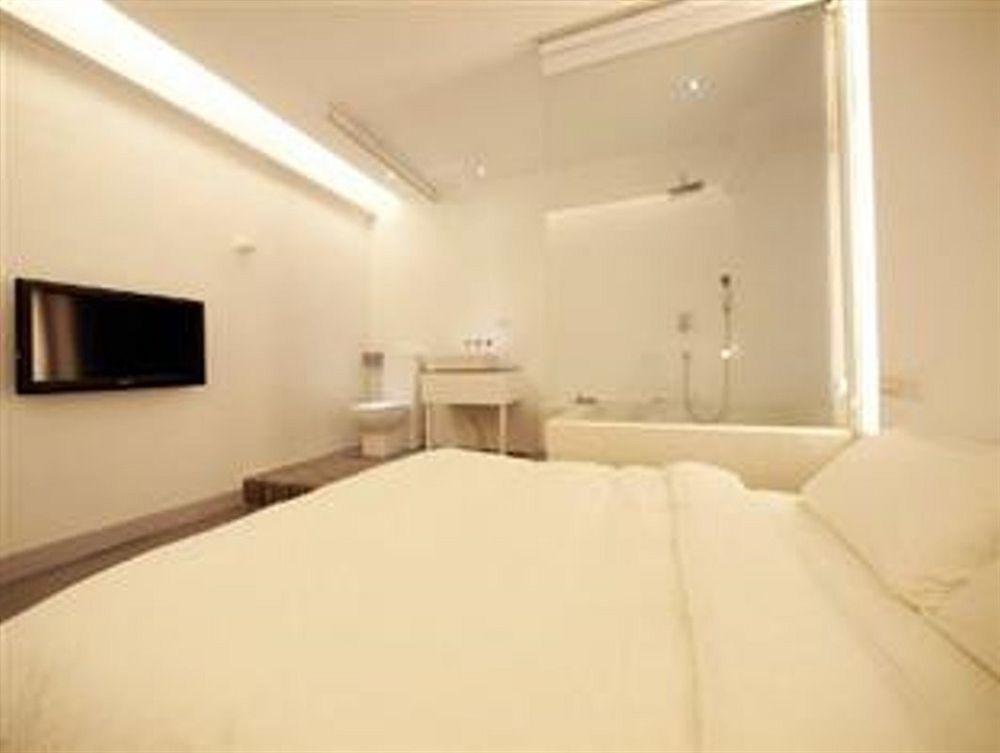 Bed and Breakfast Kenting The House Shanjiao Esterno foto